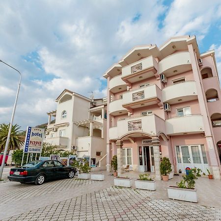 טיווט Apartments Perper מראה חיצוני תמונה