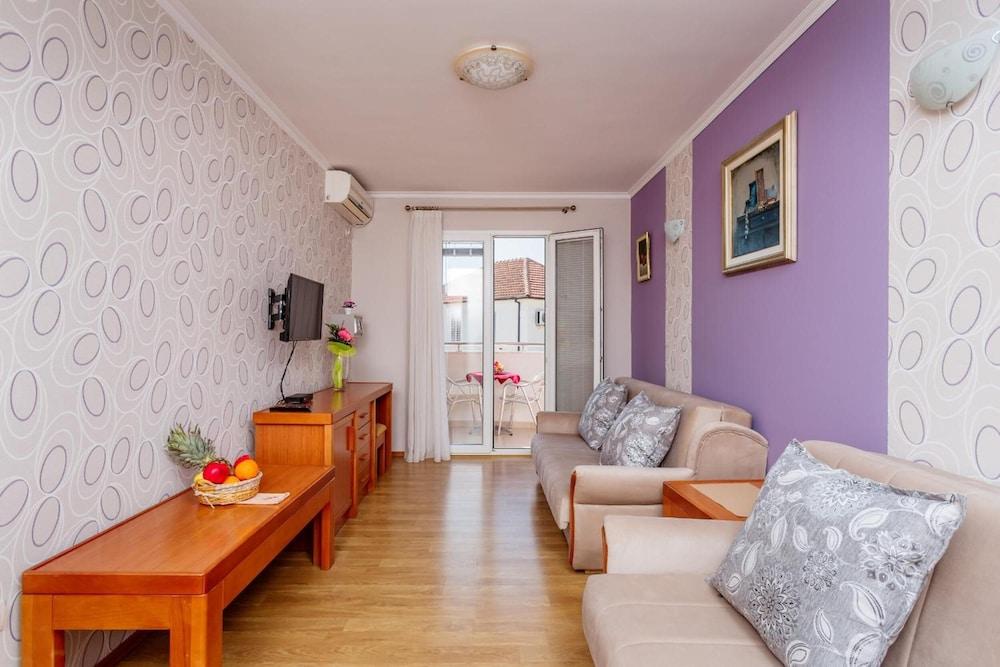 טיווט Apartments Perper מראה חיצוני תמונה