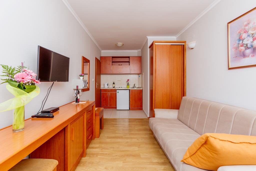 טיווט Apartments Perper מראה חיצוני תמונה
